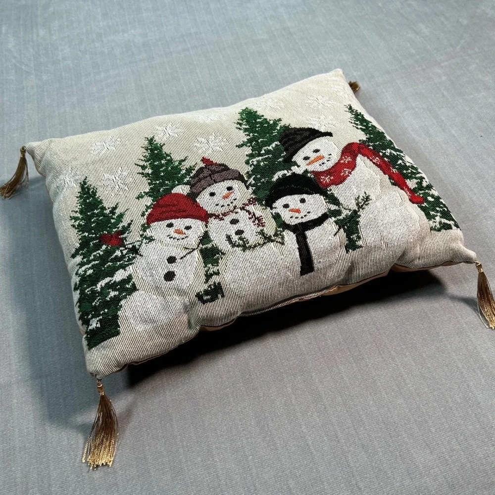 Christmas Snowmen Family Throw Pillow Tapestry Tassels Holiday Decor Snowflakes